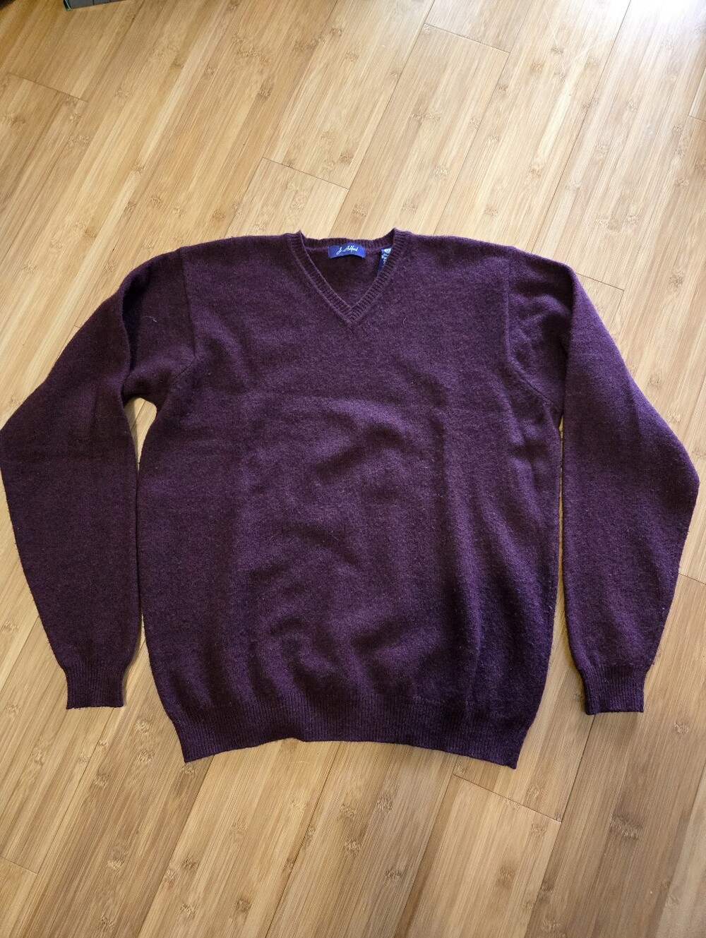 J. Ashford Mens Maroon Wool Sweater - L